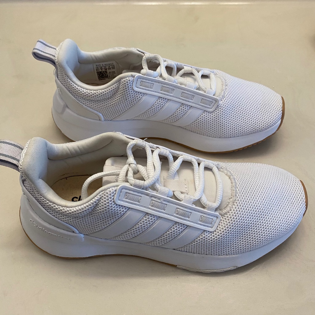 Womens Adidas White Running Shoe 65 Nwt